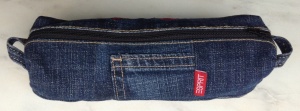 Penal gjord av Esprit jeans